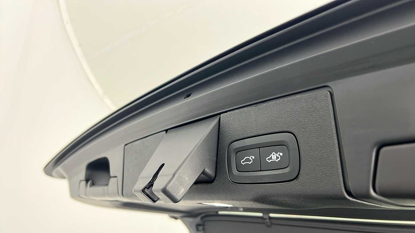 Used Volvo XC60 2024 for sale - 76117012: Photo 32