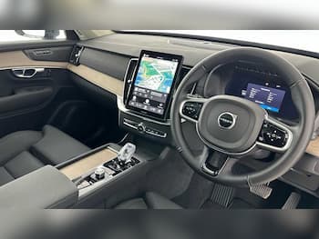 Used Volvo XC90 2025 for sale - 79663098: Photo