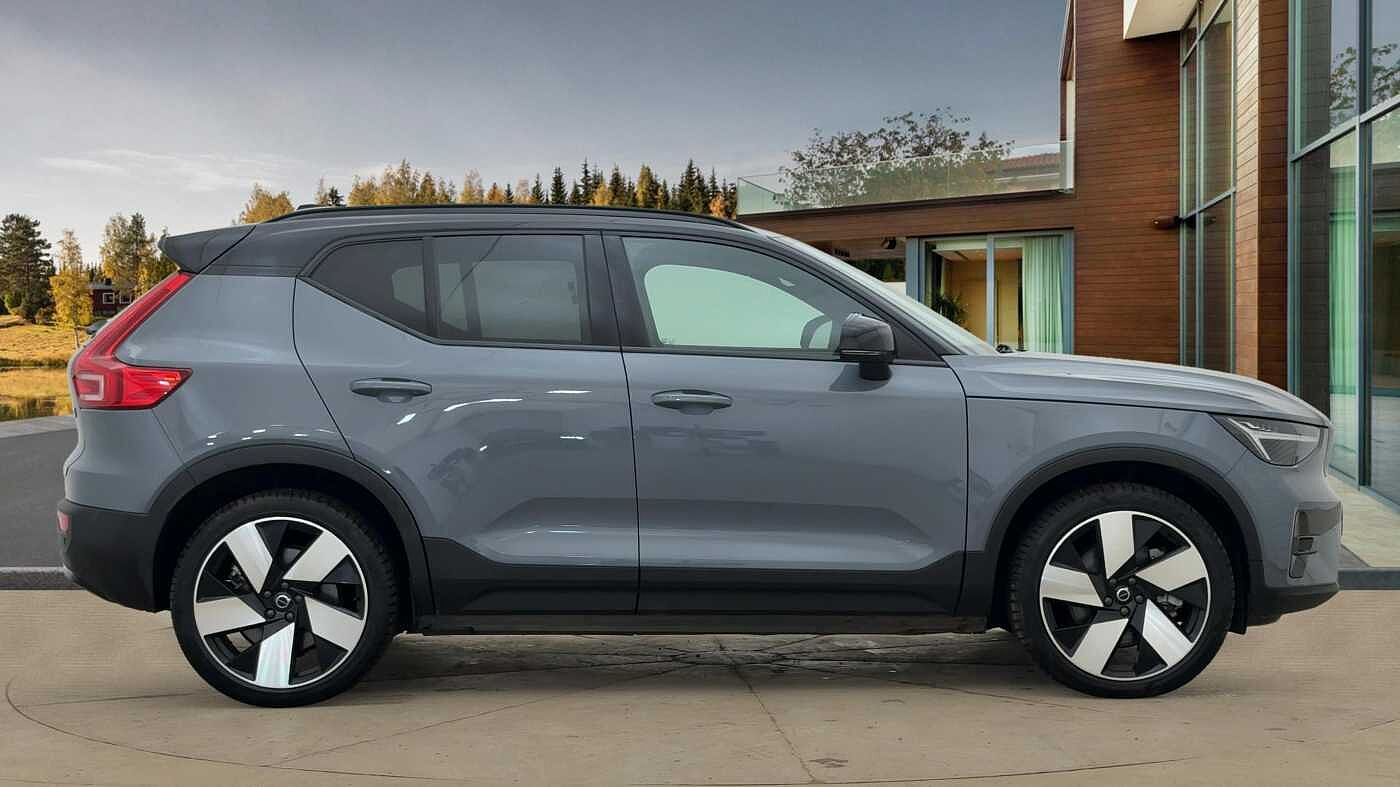 Used Volvo XC40 2022 for sale - 77366927: Photo 2