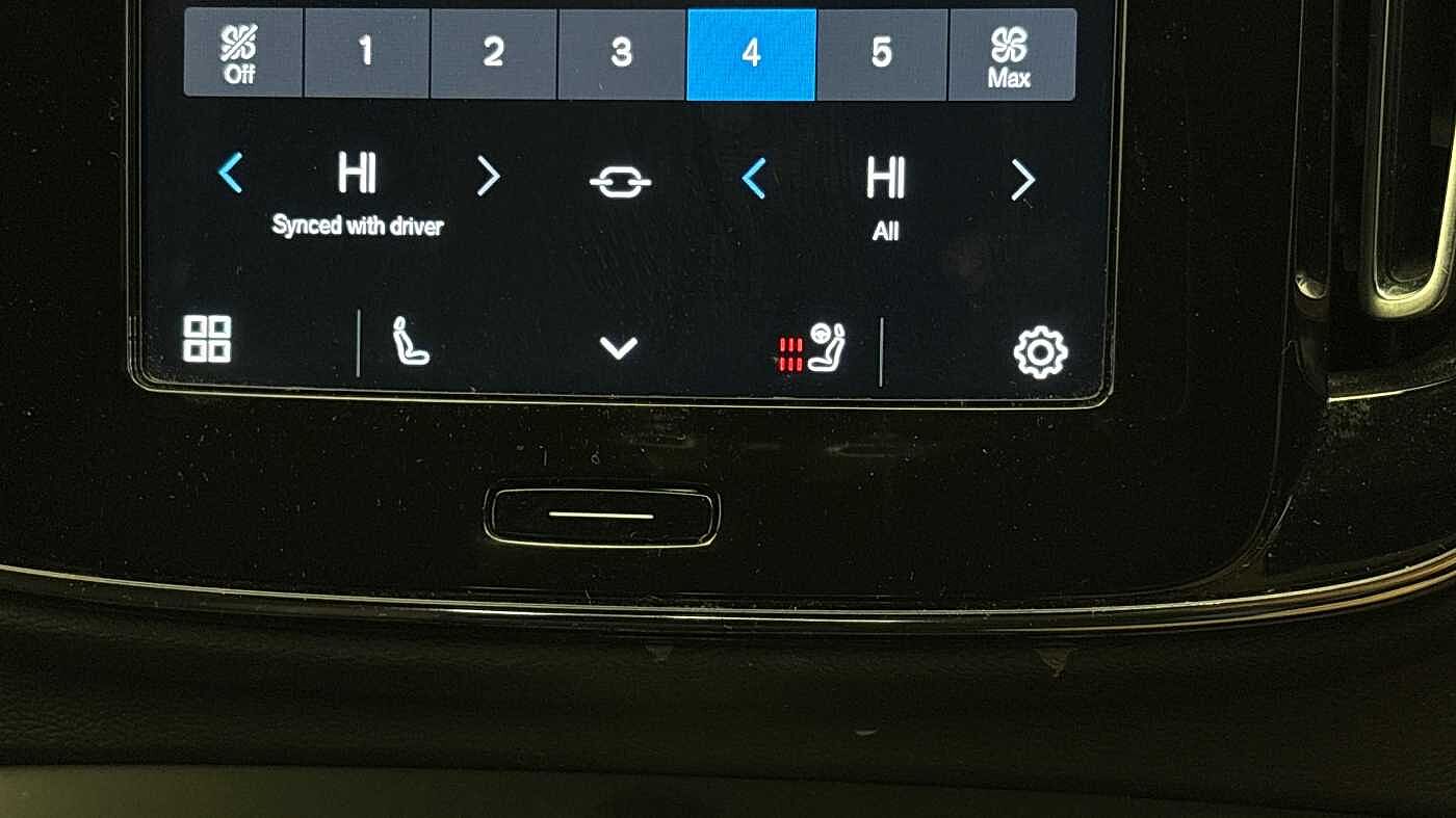 Used Volvo XC40 2022 for sale - 77366927: Photo 22