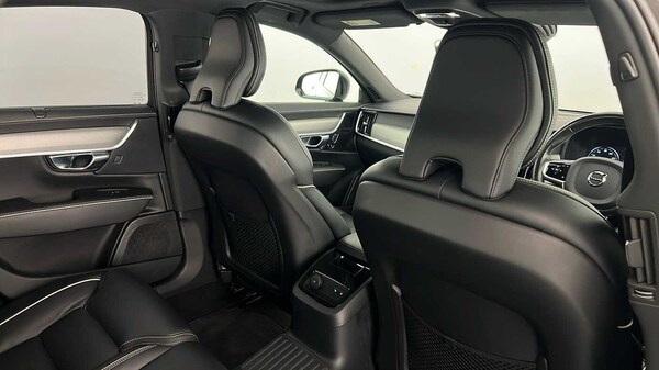 Used Volvo S90 2021 for sale - 76172401: Photo 32