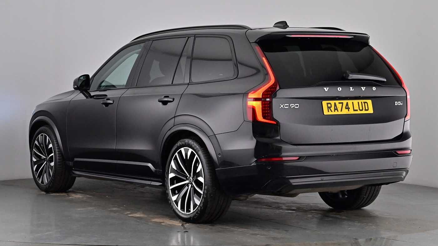 Used Volvo XC90 2025 for sale - 77818964: Photo 2