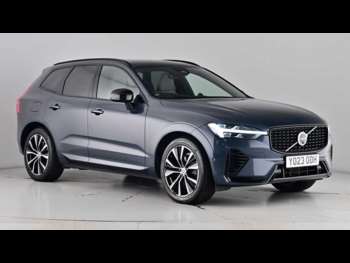 2023 - Ultimate Dark T8 AWD plug-in hybrid Air Suspension Panoramic Sunroof Auto 5-Door