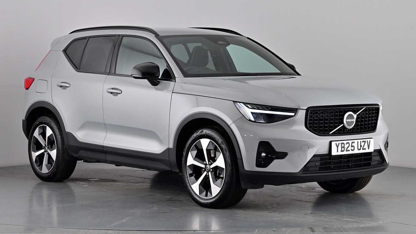 Used Volvo XC40 2025 for sale - 77095349: Photo 1