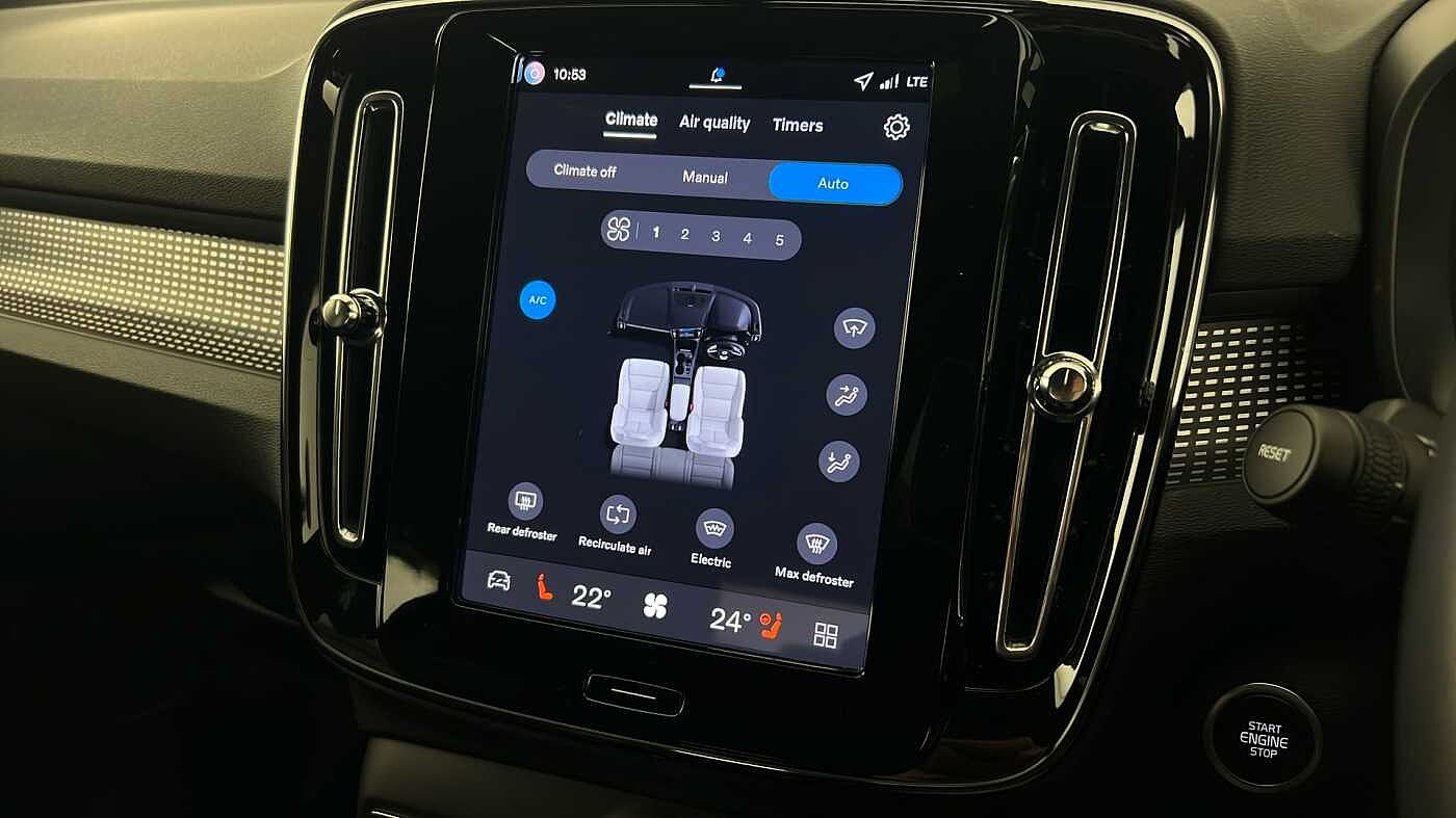 Used Volvo XC40 2025 for sale - 77095349: Photo 16