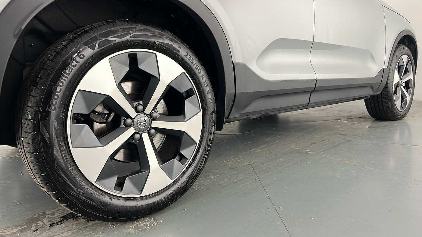 Used Volvo XC40 2025 for sale - 77095349: Photo 31