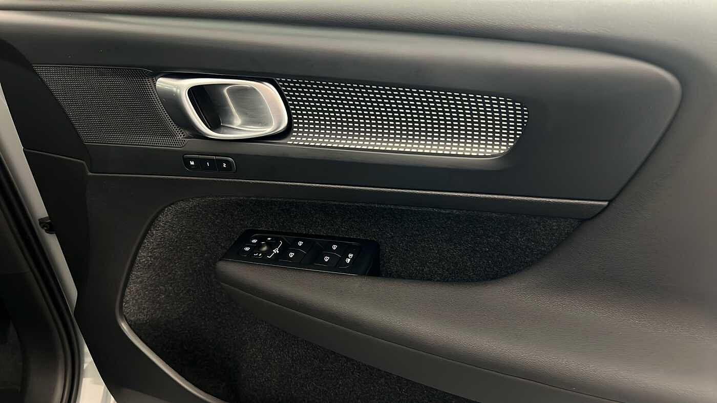 Used Volvo XC40 2025 for sale - 77095349: Photo 33