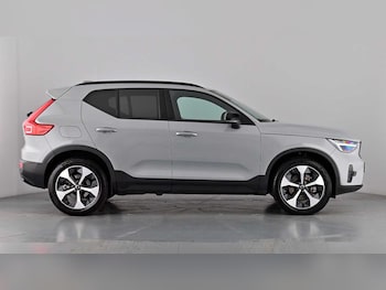 Used Volvo XC40 2025 for sale - 77095349: Photo