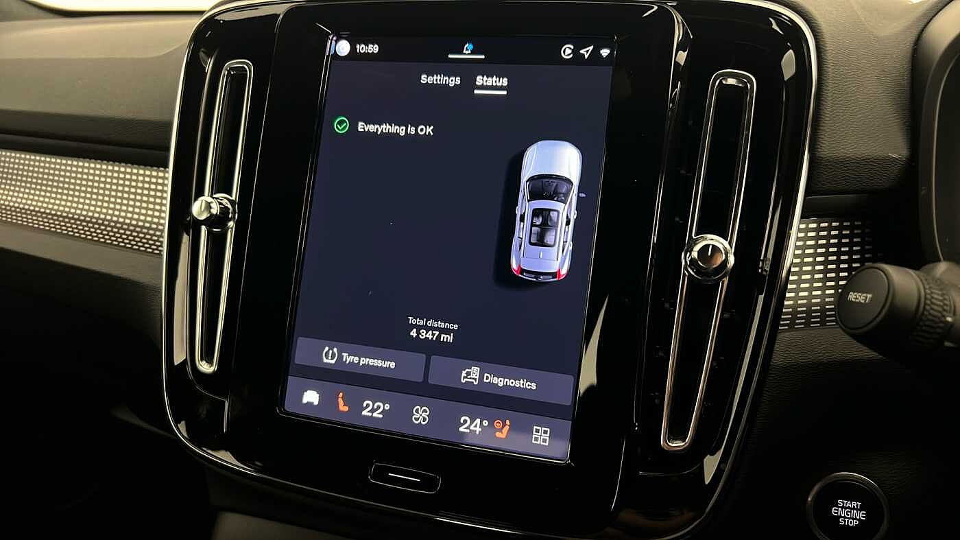 Used Volvo XC40 2025 for sale - 77095349: Photo 44