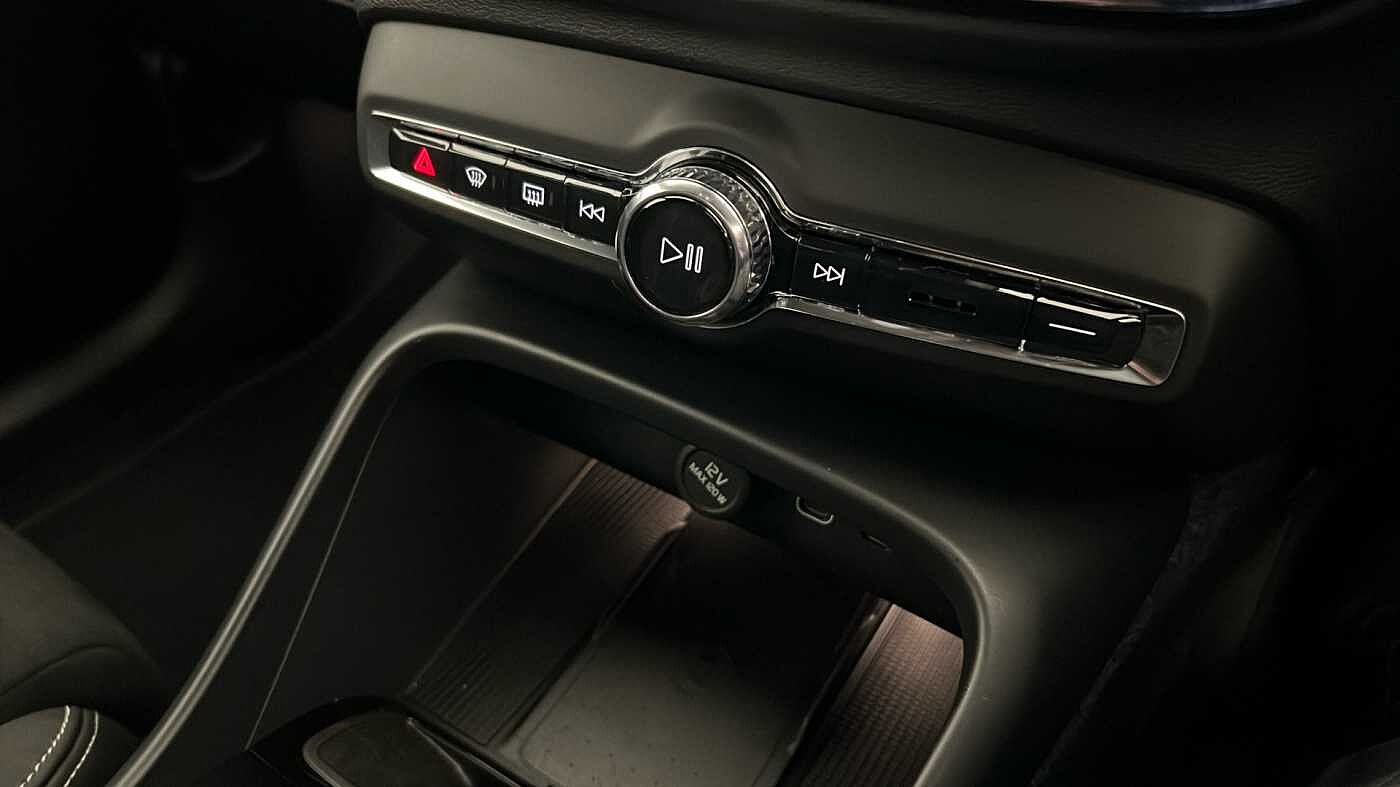 Used Volvo XC40 2025 for sale - 77095349: Photo 46