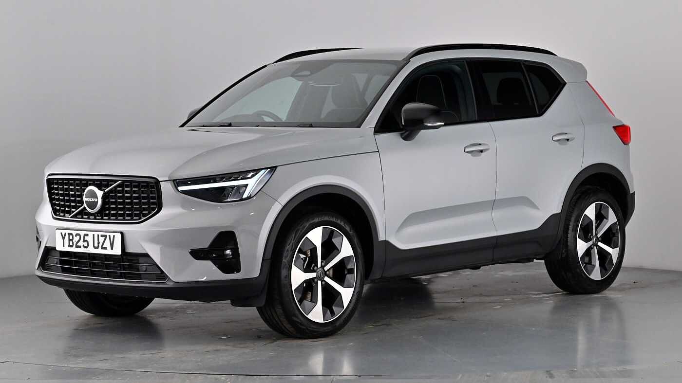 Used Volvo XC40 2025 for sale - 77095349: Photo 5