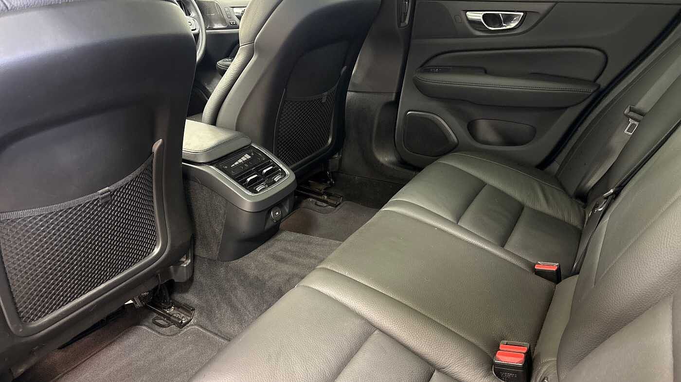 Used Volvo V60 2022 for sale - 77366923: Photo 13