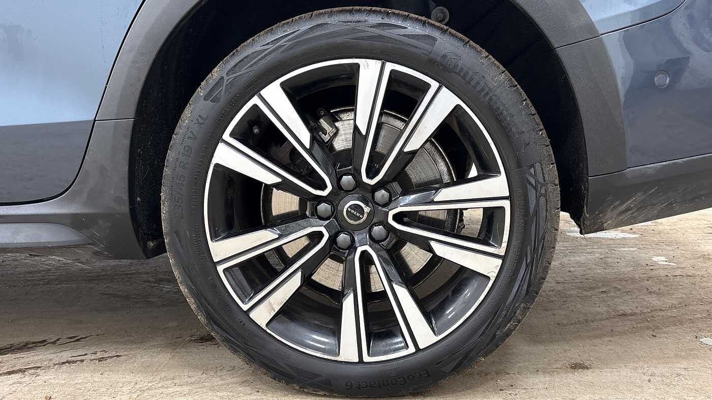 Used Volvo V60 2022 for sale - 77366923: Photo 15