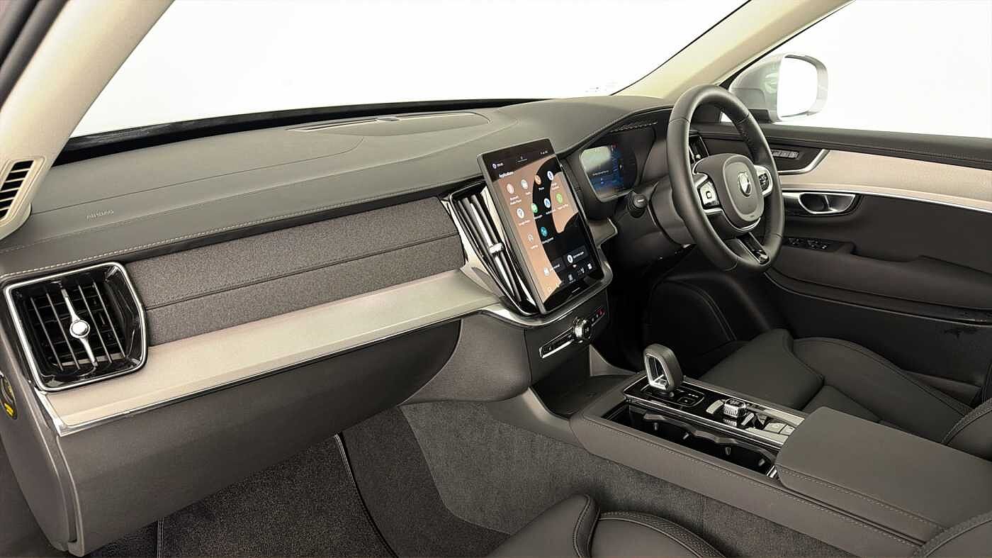 Used Volvo XC90 2025 for sale - 77833464: Photo 3