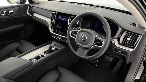 Used Volvo V60 2025 for sale - 75481202: Photo 12