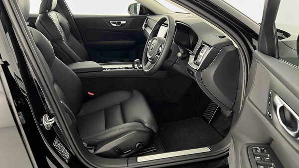 Used Volvo V60 2025 for sale - 75481202: Photo 23