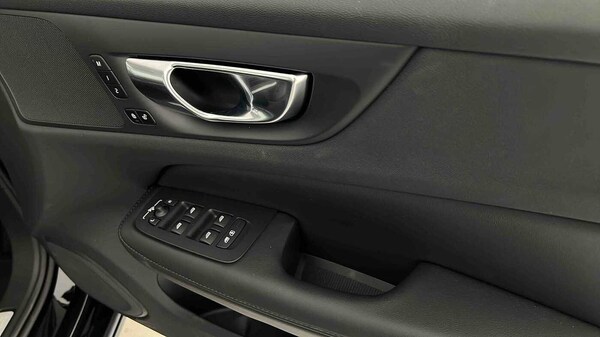 Used Volvo V60 2025 for sale - 75481202: Photo 31