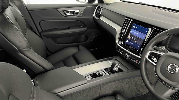 Used Volvo V60 2025 for sale - 75481202: Photo 34