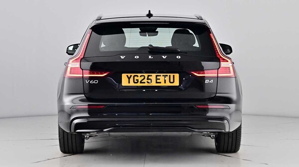 Used Volvo V60 2025 for sale - 75481202: Photo 5