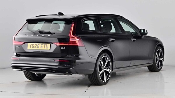 Used Volvo V60 2025 for sale - 75481202: Photo 6