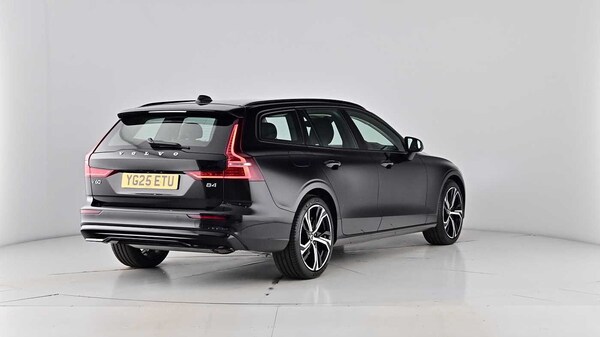 Used Volvo V60 2025 for sale - 75481202: Photo 75