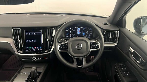 Used Volvo V60 2022 for sale - 75652741: Photo 11