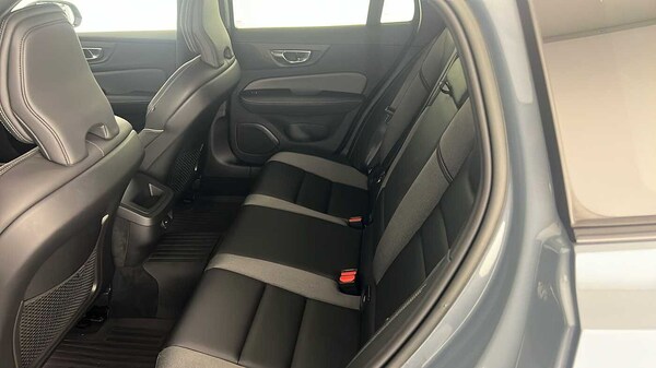 Used Volvo V60 2022 for sale - 75652741: Photo 12