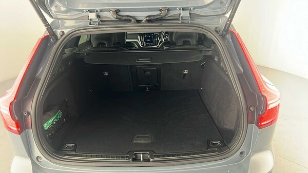 Used Volvo V60 2022 for sale - 75652741: Photo 13