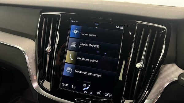 Used Volvo V60 2022 for sale - 75652741: Photo 35