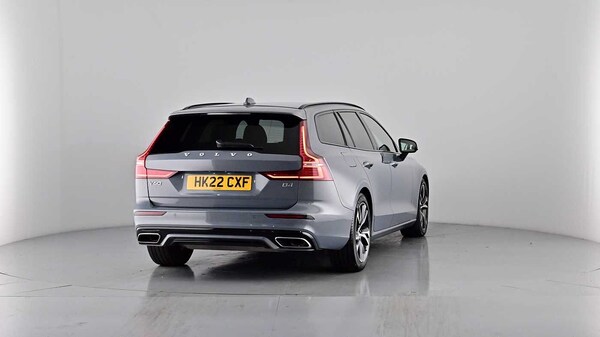 Used Volvo V60 2022 for sale - 75652741: Photo 64