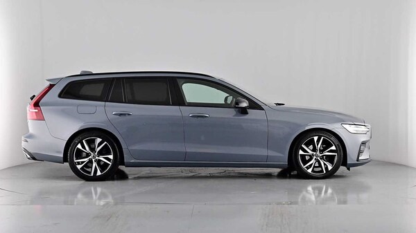 Used Volvo V60 2022 for sale - 75652741: Photo 71