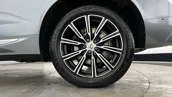 Used Volvo XC60 2020 for sale - 76344142: Photo 5