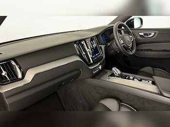 Used Volvo XC60 2024 for sale - 79446004: Photo