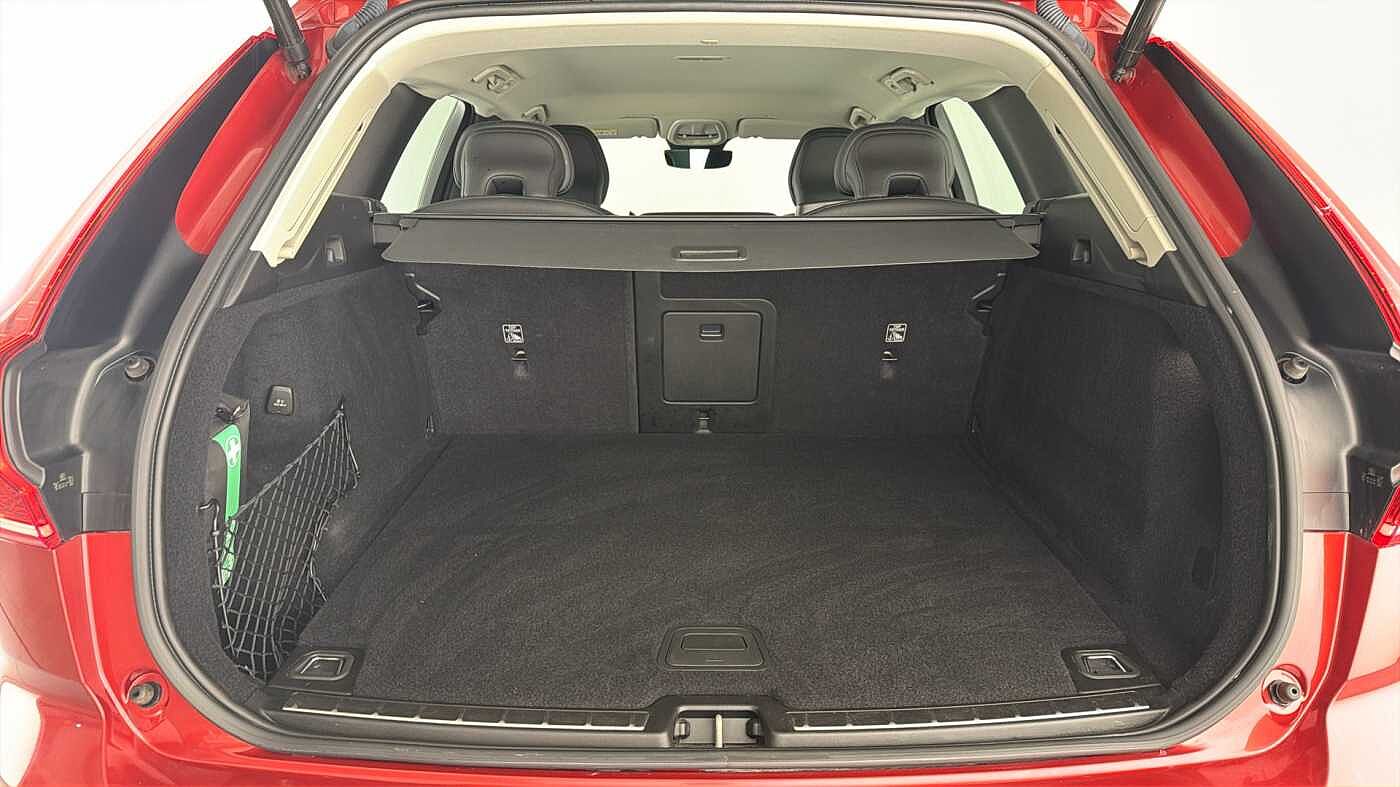 Used Volvo XC60 2022 for sale - 77312381: Photo 14