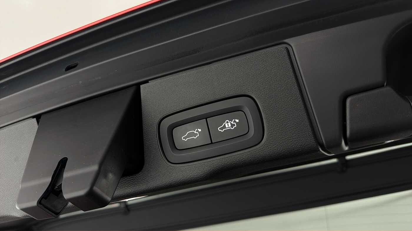 Used Volvo XC60 2022 for sale - 77312381: Photo 30