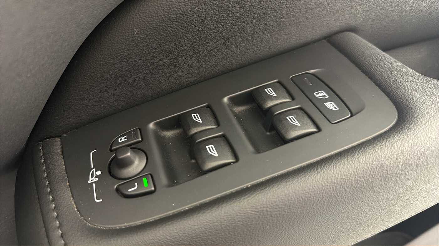 Used Volvo XC60 2022 for sale - 77312381: Photo 34