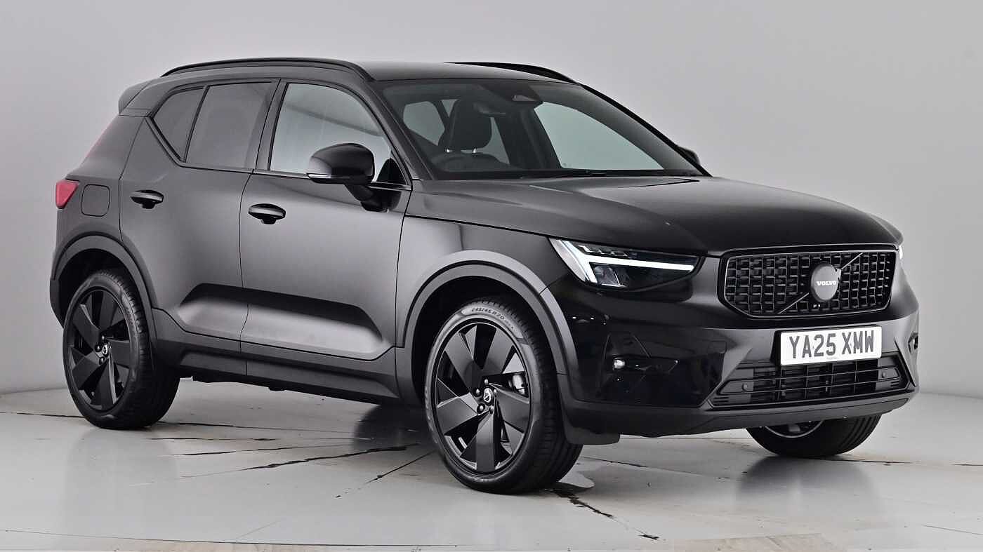 Used Volvo XC40 2025 for sale - 76780318: Photo 1