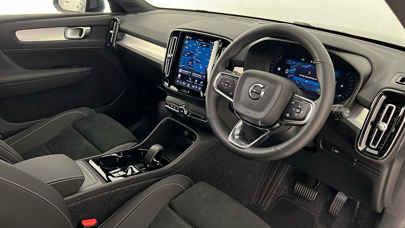 Used Volvo XC40 2025 for sale - 76780318: Photo 12