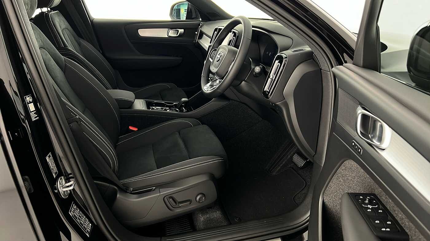 Used Volvo XC40 2025 for sale - 76780318: Photo 23