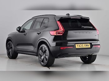 Used Volvo XC40 2025 for sale - 76780318: Photo