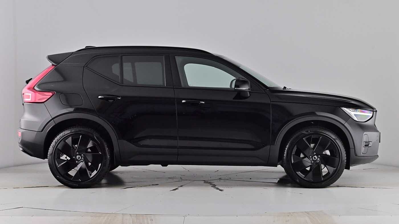 Used Volvo XC40 2025 for sale - 76780318: Photo 3
