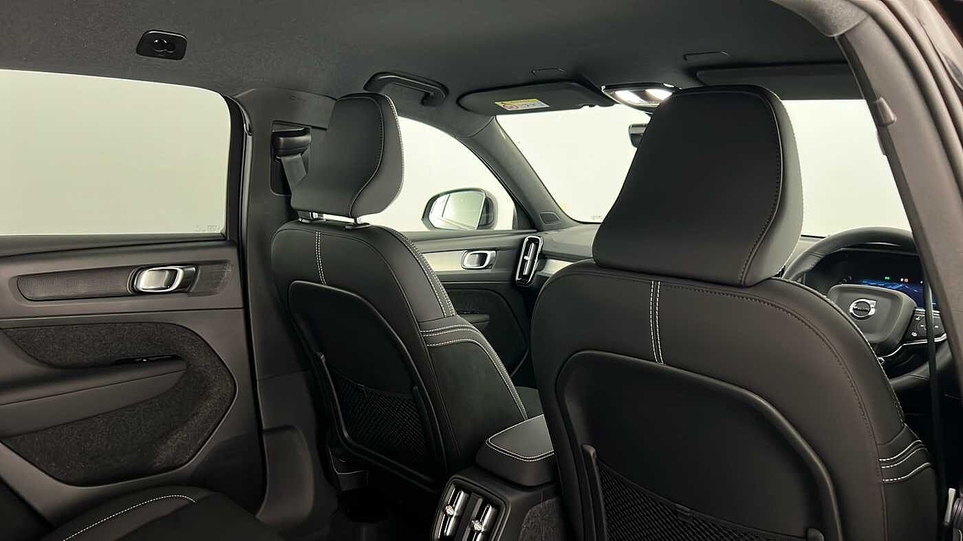 Used Volvo XC40 2025 for sale - 76780318: Photo 31