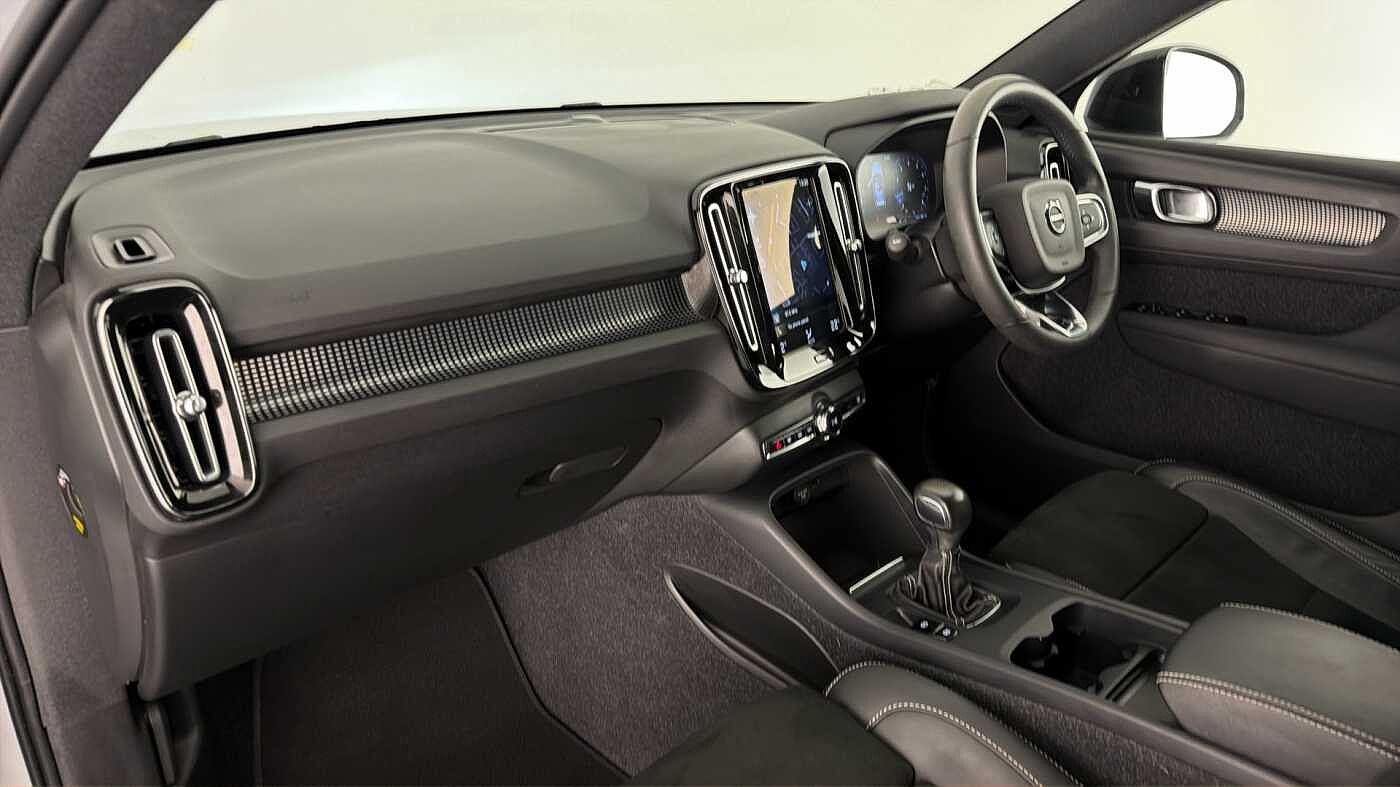 Used Volvo XC40 2021 for sale - 77745845: Photo 10