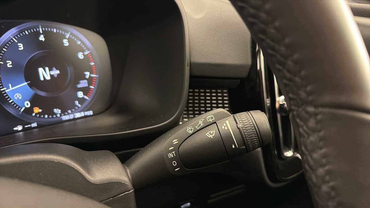 Used Volvo XC40 2021 for sale - 77745845: Photo 36