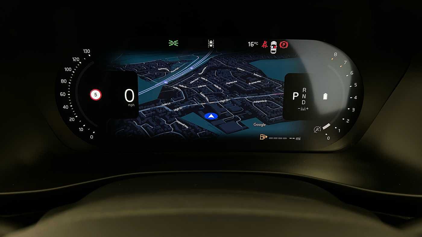 Used Volvo XC40 2025 for sale - 77210241: Photo 14