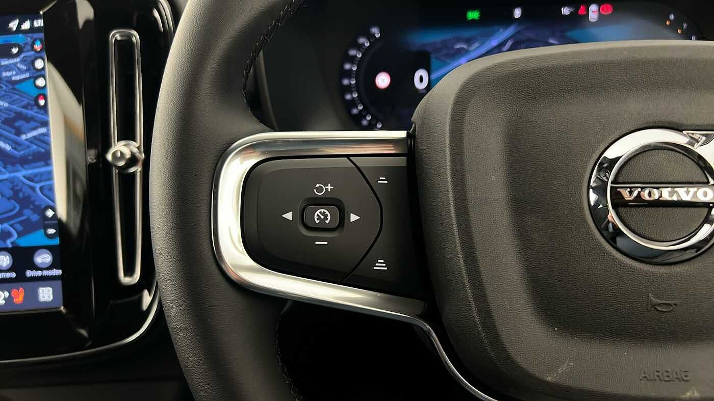 Used Volvo XC40 2025 for sale - 77210241: Photo 16