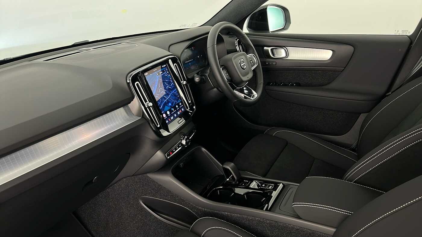 Used Volvo XC40 2025 for sale - 77210241: Photo 18