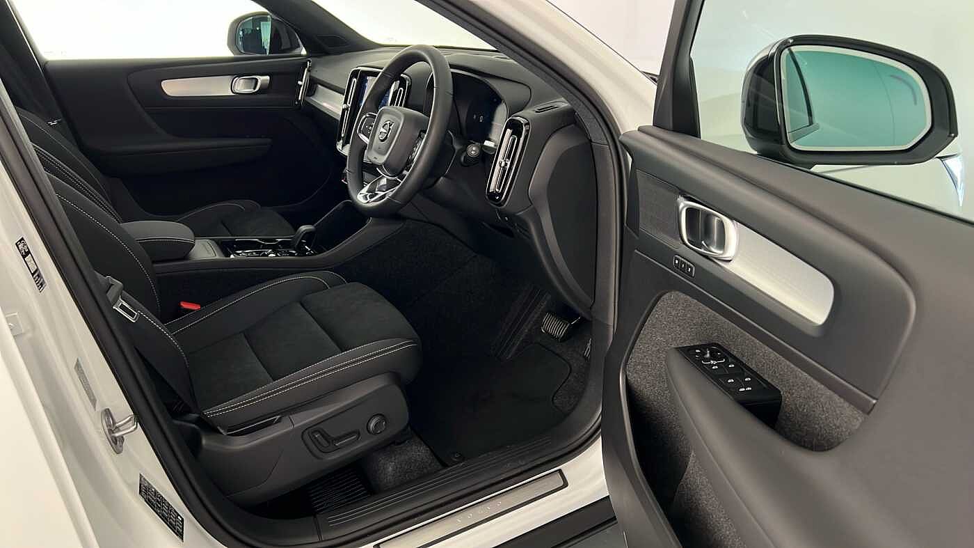 Used Volvo XC40 2025 for sale - 77210241: Photo 23