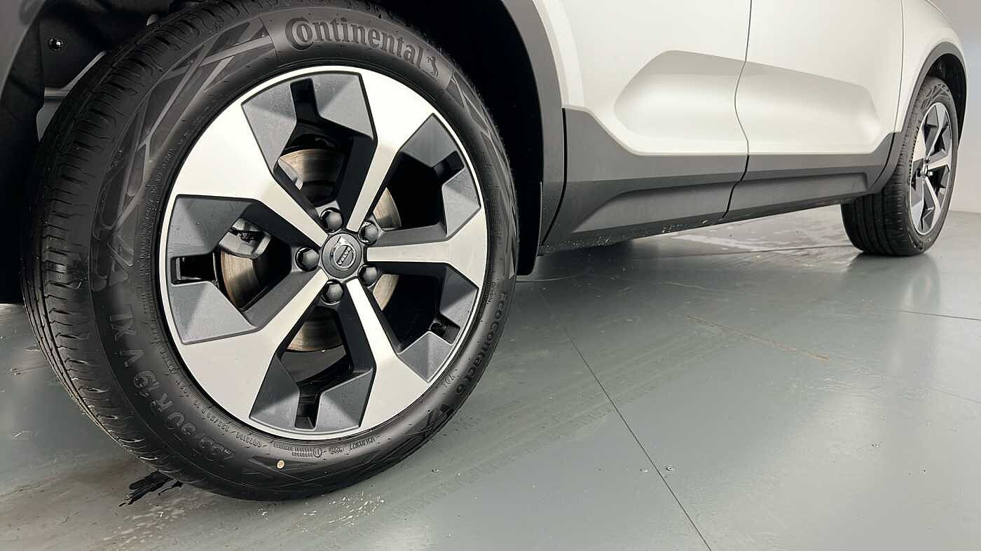 Used Volvo XC40 2025 for sale - 77210241: Photo 30