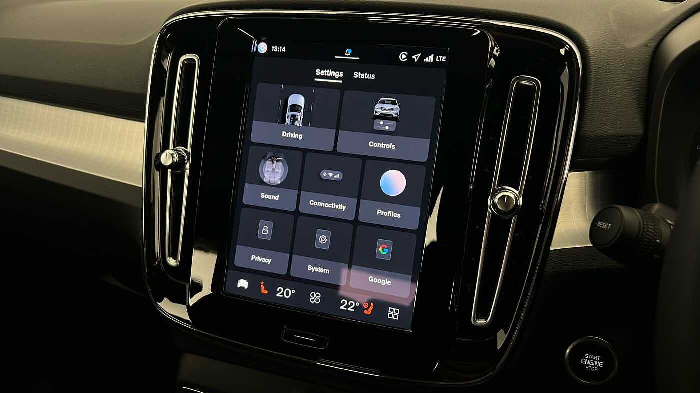 Used Volvo XC40 2025 for sale - 77210241: Photo 42